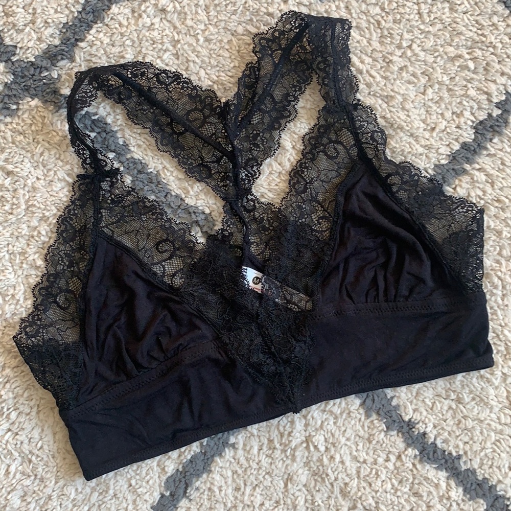 NWOT Urban Outfitters Lace Bralette
